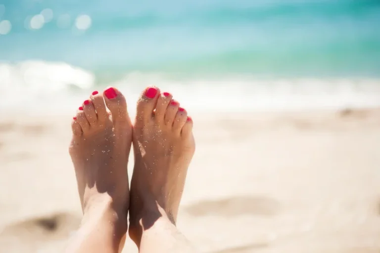 Healthy Summer Feet At The Beach